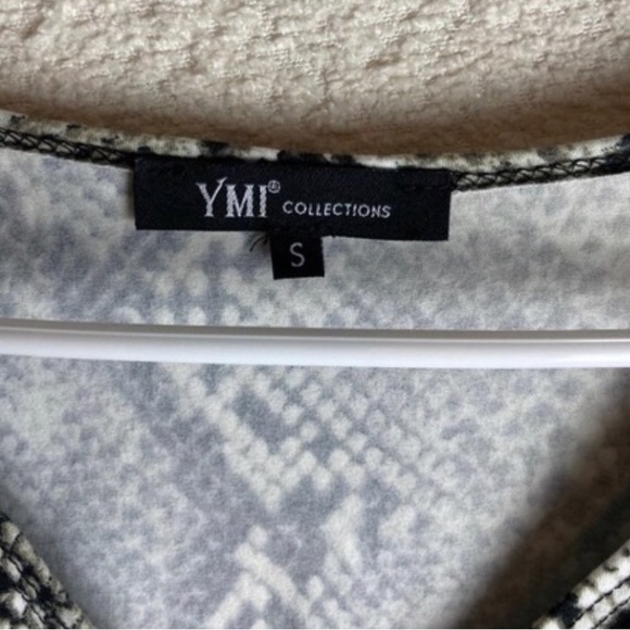 YMI Collections • Short Sleeve Snakeskin Pattern Self-Tie Waist - Picture 6 of 8